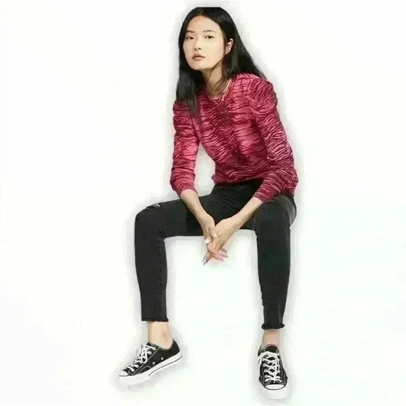 Pam & Gela Pink Tiger Print Puff Sleeve Sweatshirt Medium EUC! - Picture 1 of 9